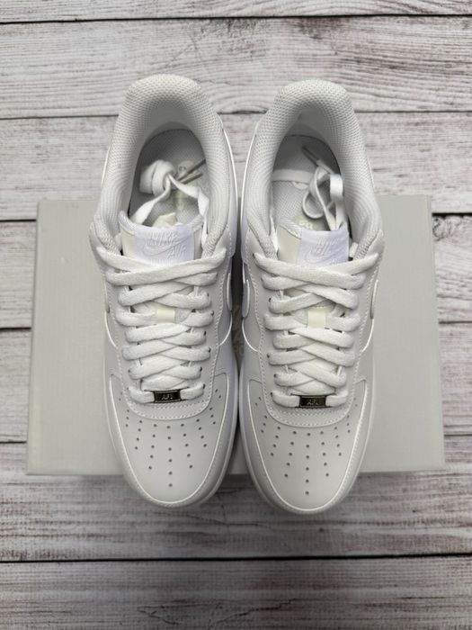 продам кроссовки Air Force 1
