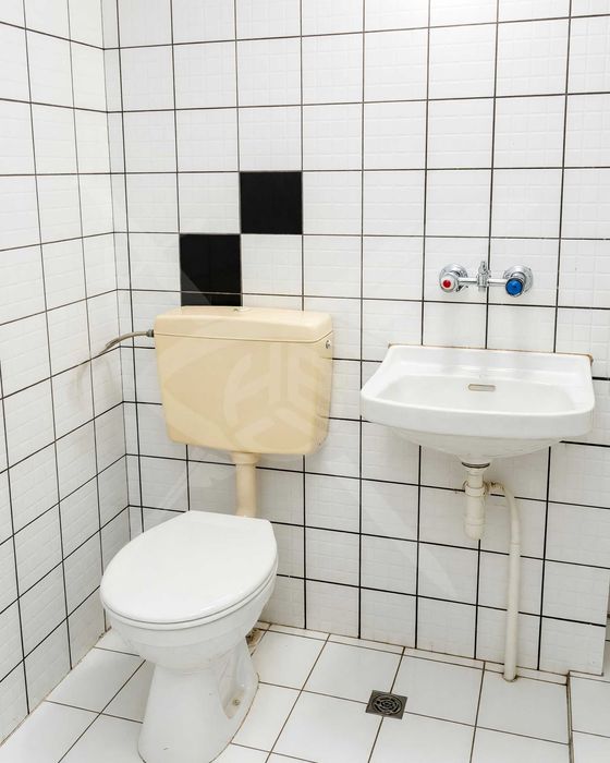 Продава се Двустаен апартамент в Средец - 76 кв.м за 658 €/кв.м - Снимка #5