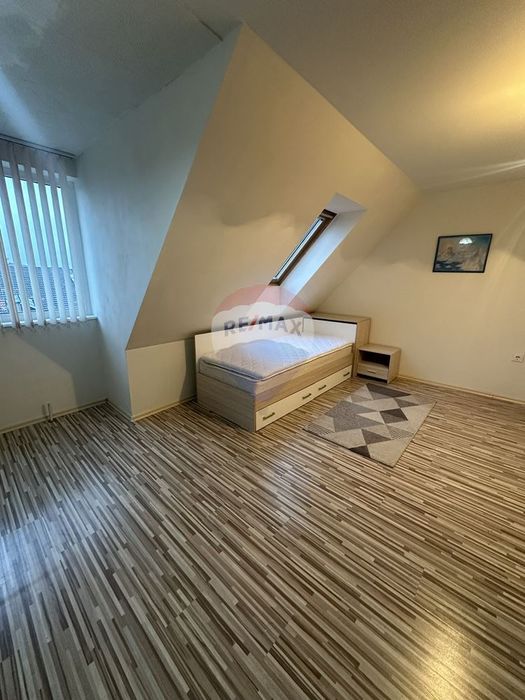 Дава се под наем Мезонет в Варна, Лятно кино Тракия - 138 кв.м за 747.66 € - Снимка #12