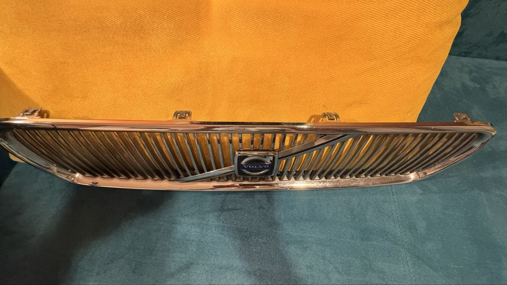 Решетка за Volvo v50/s40