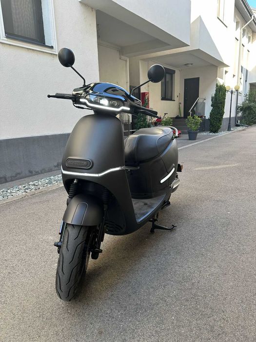 Scurer electric Horwin EK1