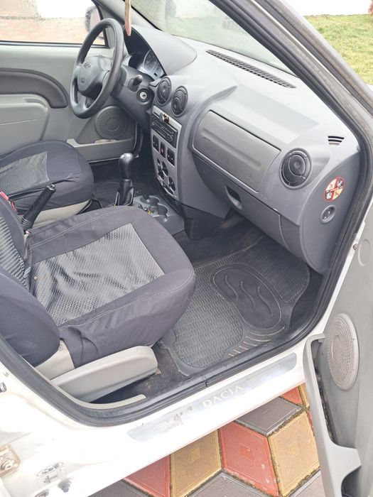 Dacia Logan MCV 7 locuri 1.5 dci
