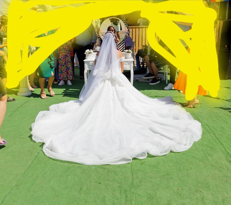 Vand rochie de mireasa