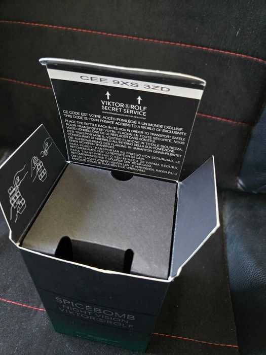Viktor & Rolf Spicebomb Night Vision EDT 90мл