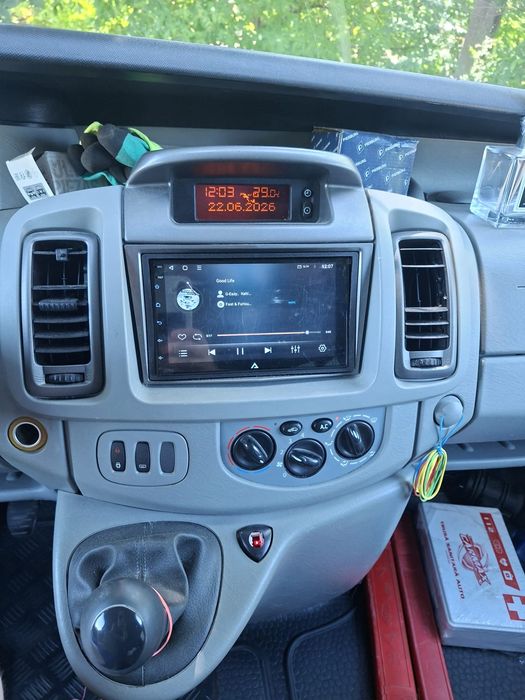 Opel Vivaro 8+1 Pasul lung Oferta