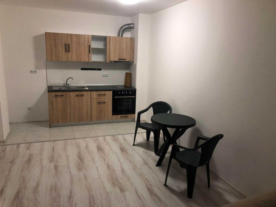 Дава се под наем Двустаен апартамент в Бургас, Меден рудник - зона А - 60 кв.м за 178.5 € - Снимка #2