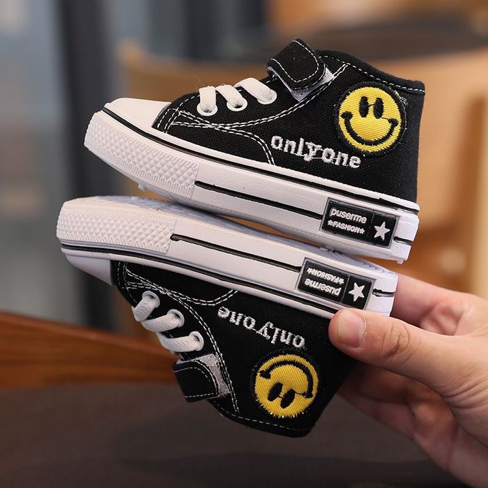 Продам кеды новые