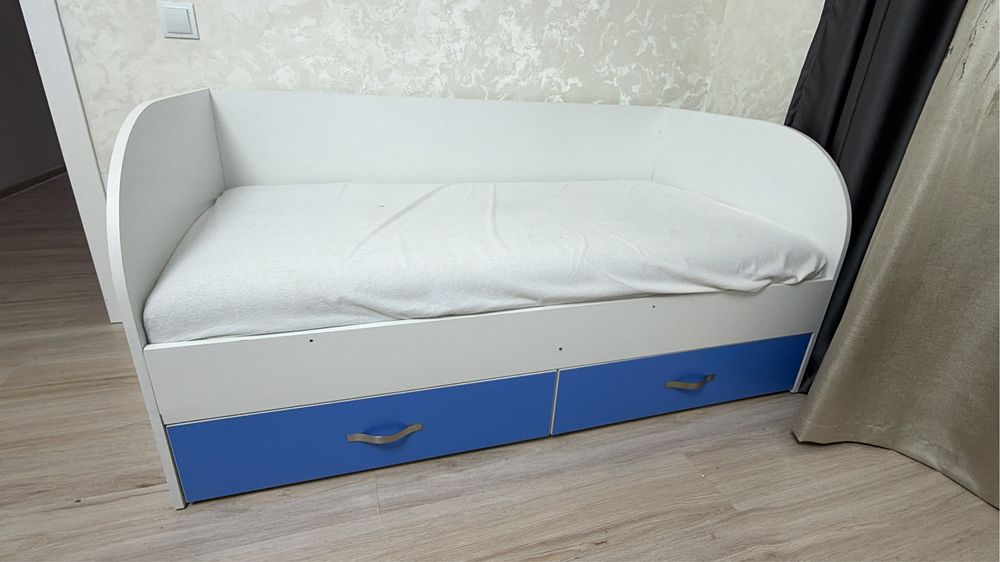 Продам кровать в хорошем состоянии