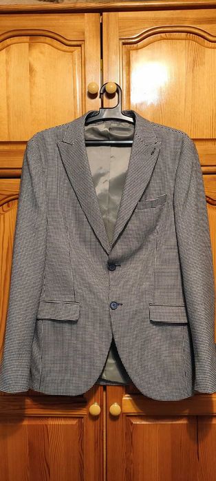 Мъжки     костюм