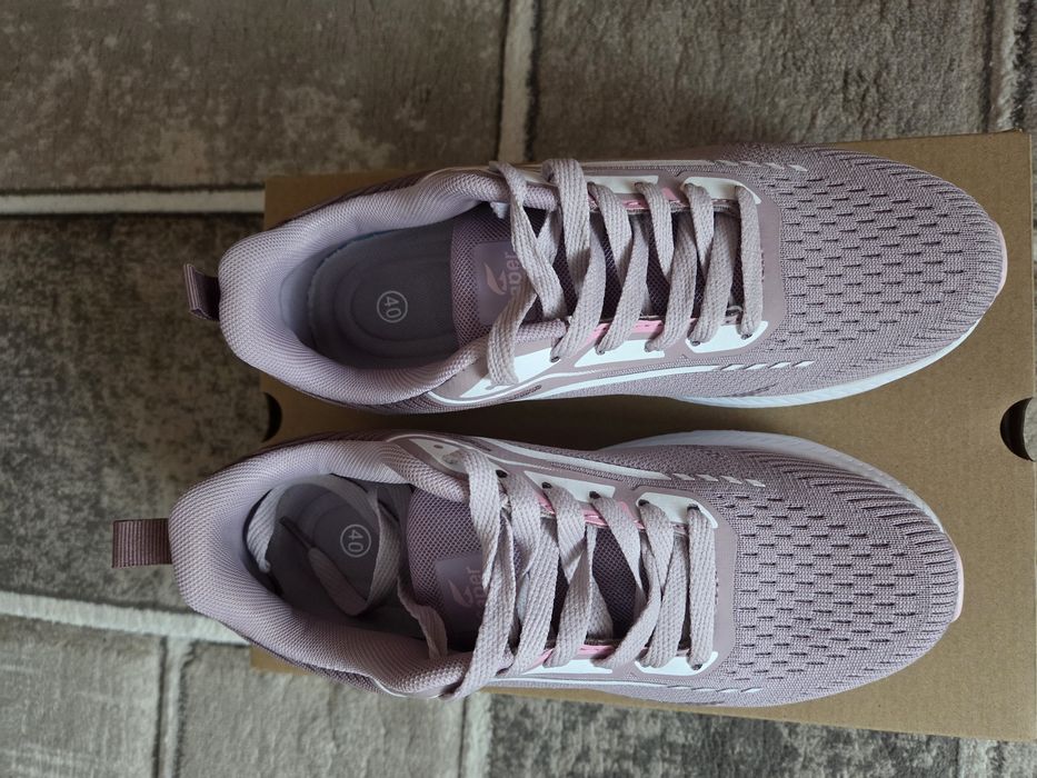 Adidași sport damă roz