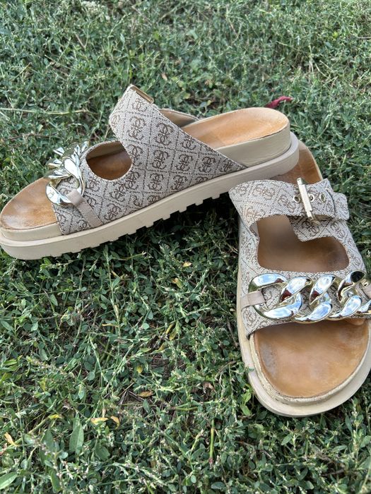 Дамски чехли GUESS