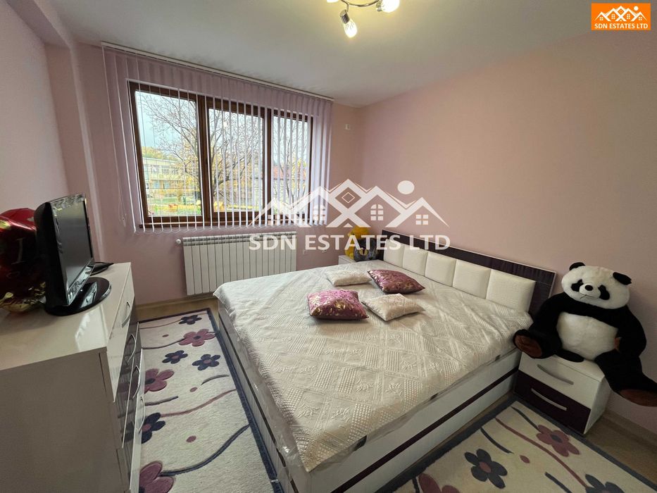 Продава прекрасен напълно обзаведен апартамент с три спални до Лидл