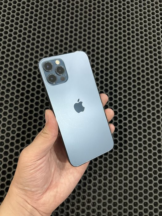 Продам iPhone 12 pro