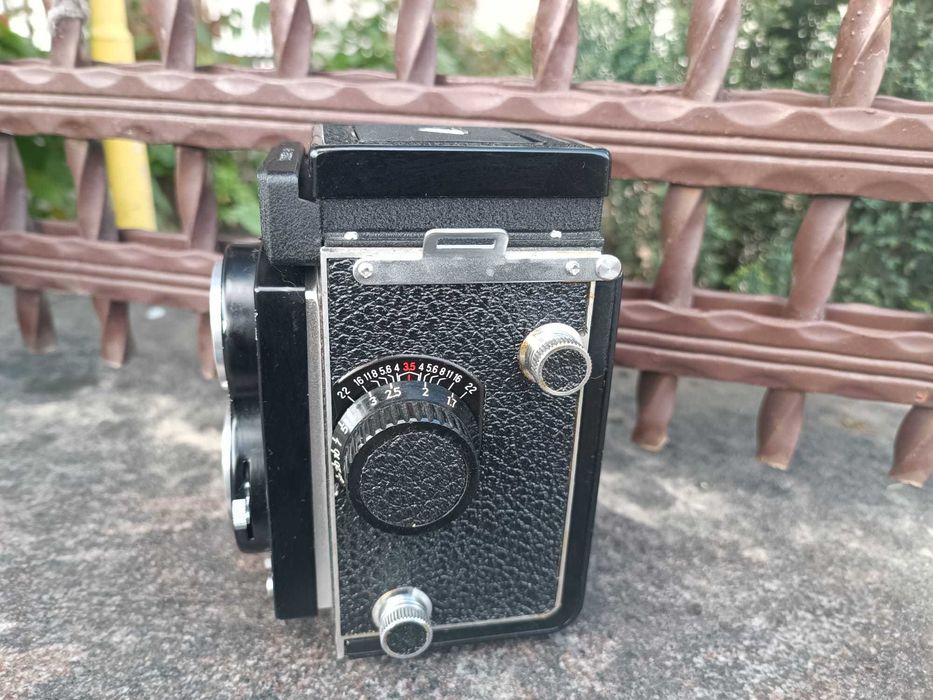 Aparat foto colecție TLR Seagull 4B-1 cu  Haiou 75mm f35