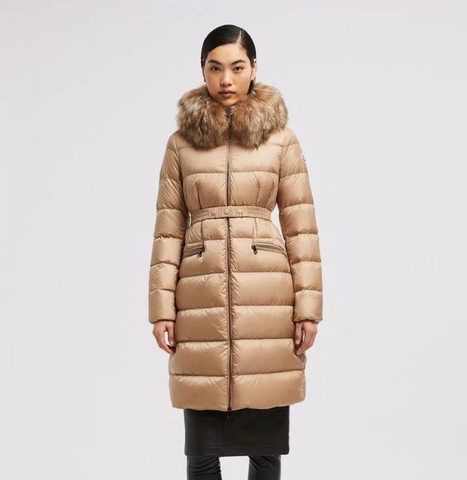 Длинный пуховик Moncler оригинал