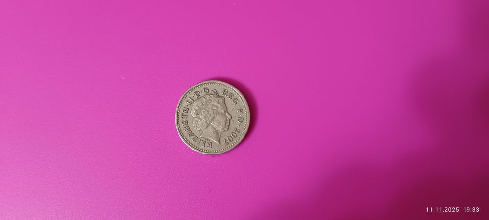 Продам монету Елизавета 2