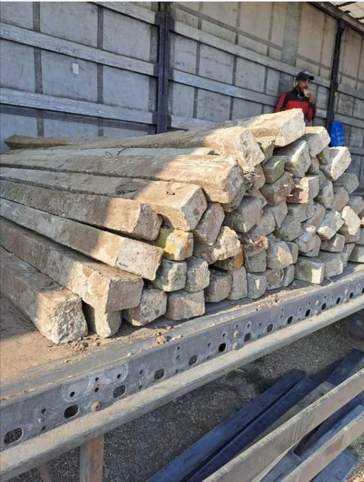 De vânzare spaleri..stalpi