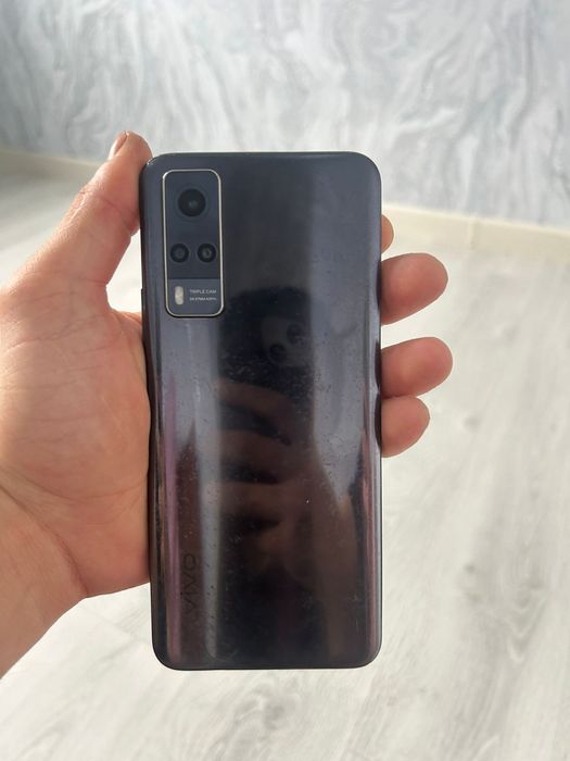 Срочно продам телефон виво 
Все работает хорошо пользоваться можно мин