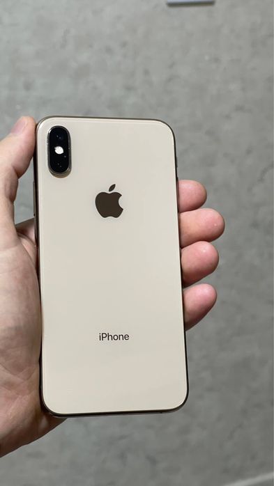iPhone xs 64 gb