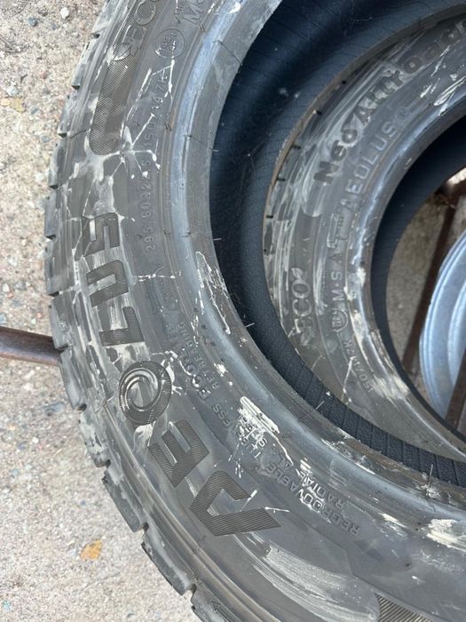 Шины Aeolus с хорошим протектором 4шт