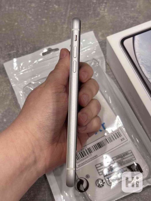 Iphone XR телефон айфон iphone