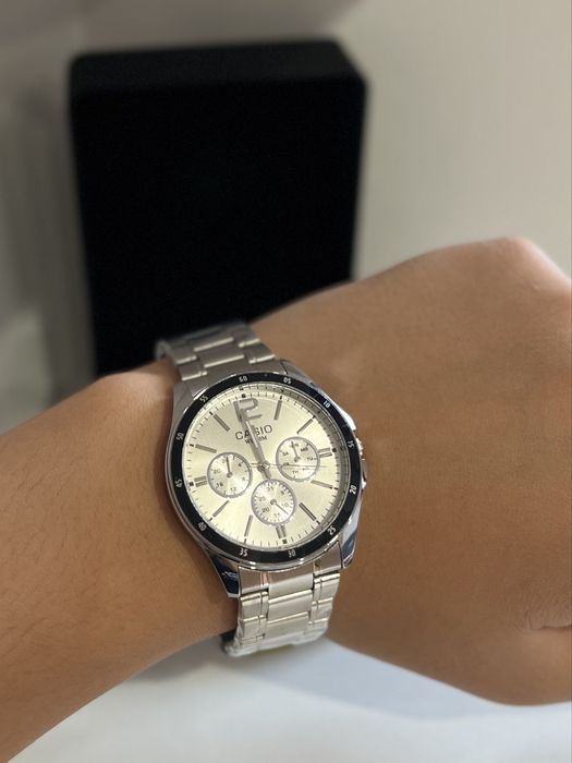 Часы Casio 1374D