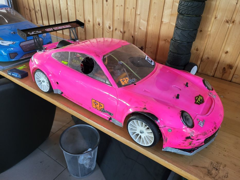 Automodel FG 1/5 4WD Porsche Cup