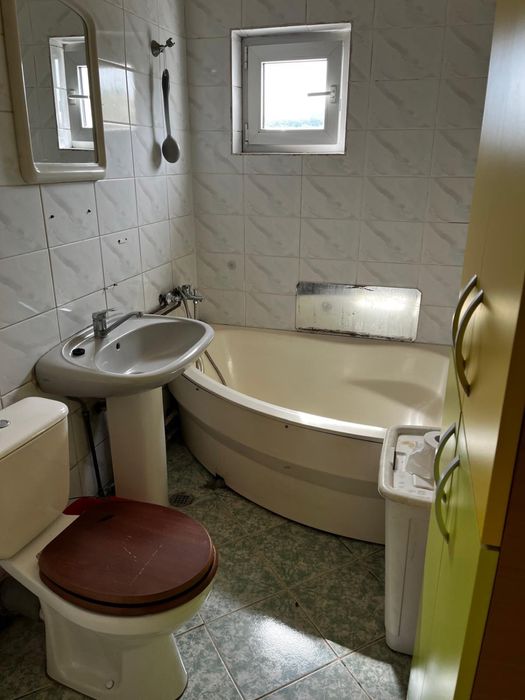 Apartament 3 camere luminos, gata de mutare | Dâmbu Pietros, str. Parângului