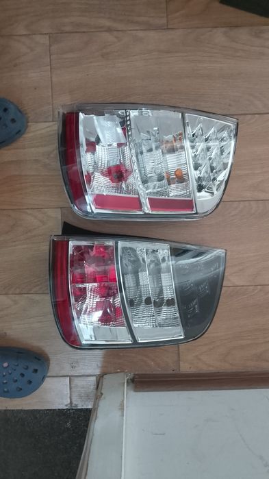 Lampa stop Toyota prius 2 piese Toyota prius 2 prius 3 4 far Toyota prius stop aripa grila piese noi