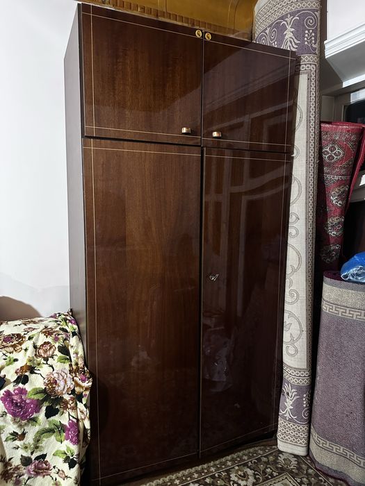 kiyim shkafi sotiladi / Шкаф для одежды из MDF