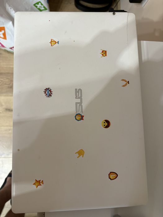 Лаптоп Asus за части
