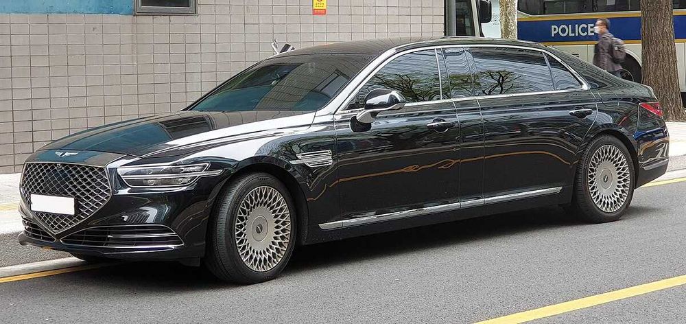 "Genesis  G90 Limousine" Обслуживание по Ташкенту!