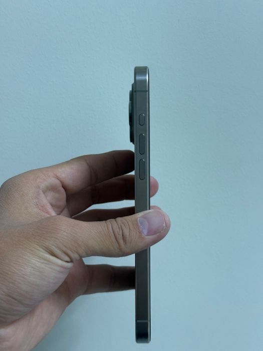 iPhone 15 pro max 85%