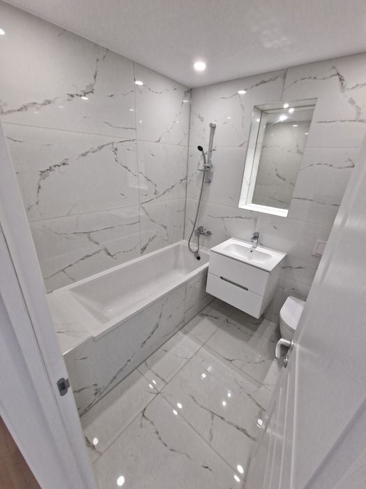 Apartament  2  camereDE VANZARE NOU/mobilat premium+parcare