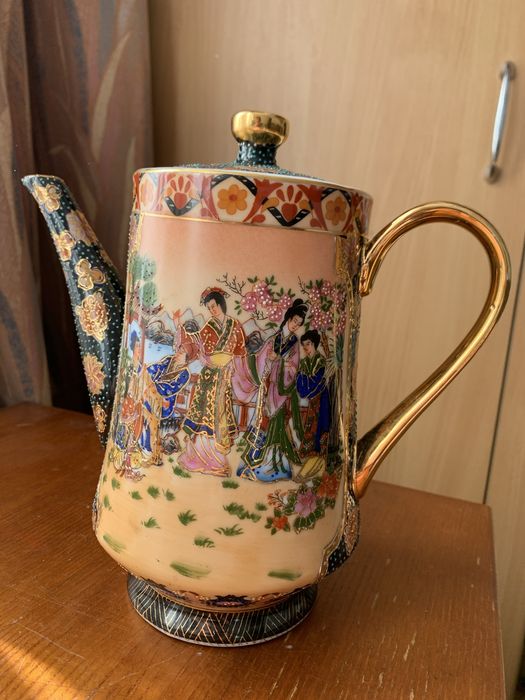 Serviciu de cafea/ceai din portelan chinezesc in stil Satsuma, 11 piese
