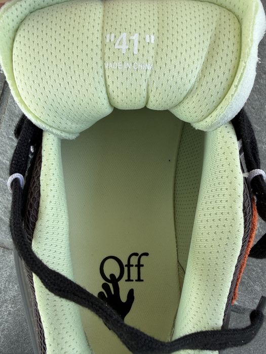 Off white odsy 1000 Dark Grey