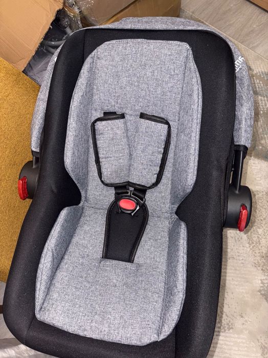 Чисто нова бебешка количка 2 в 1 плюс чанта за родители