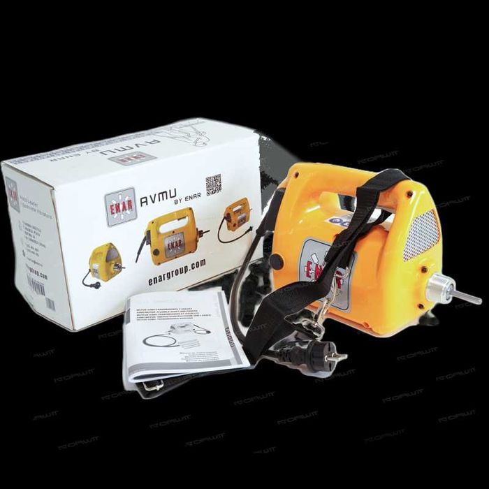 Vibrator de beton AVMU ENAR 2300W ax 4m cap de vibrare 38mm