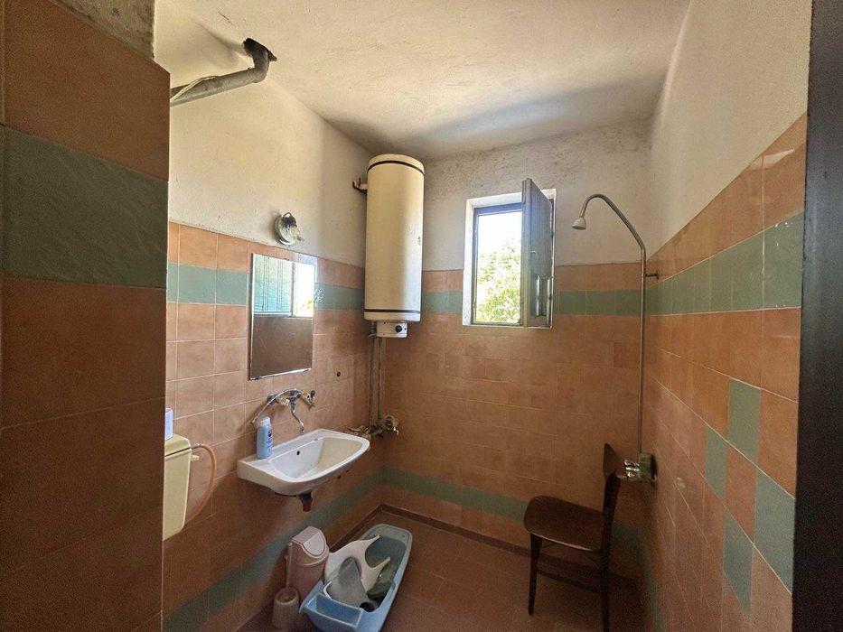 Продава се Къща в с. Славяново, Област Търговище - 252 кв.м за 286 €/кв.м - Снимка #8