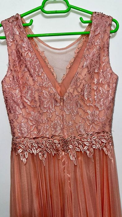 Rochie lungă de seară roz somon marimea 38