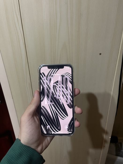 Айфон 12 128/77%