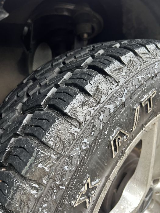 235/65/17 Sailin A/T