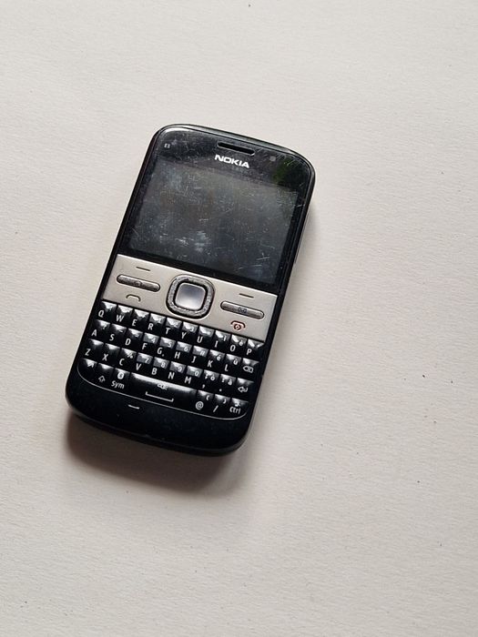 Telefon Nokia E5 perfect funcțional