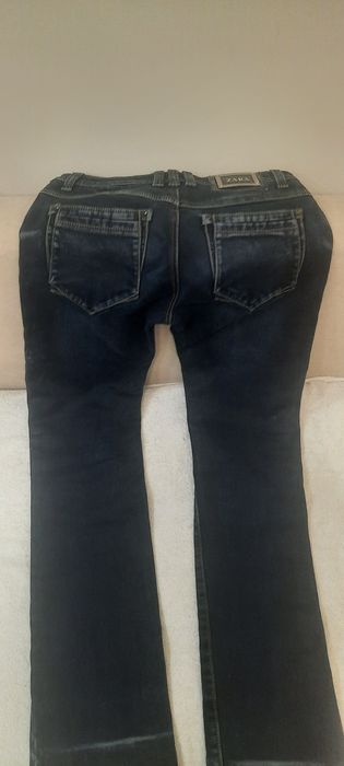 Продается джинсы