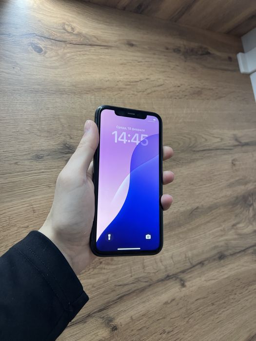 Apple Iphone 11 164Gb AKB 75