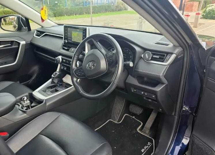 Dezmembrez Toyota RAV 4 2.5 benzina hybrid 2020