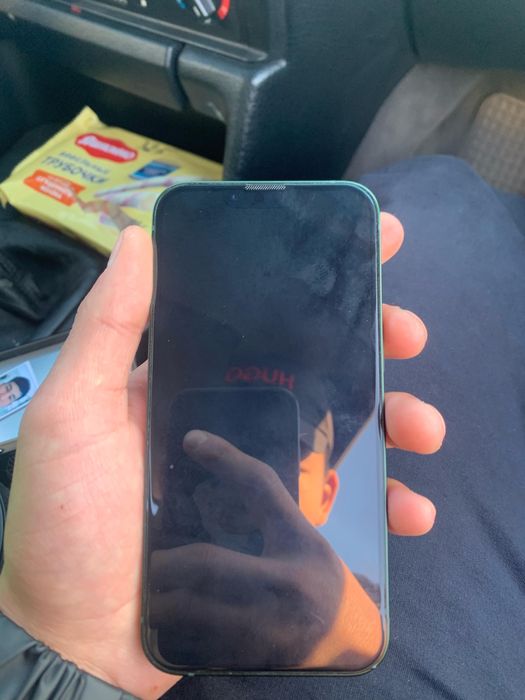 Айфон 13 в идиалном состаяни 128 гб