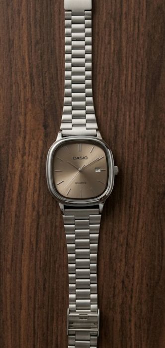Часы Casio - Quartz