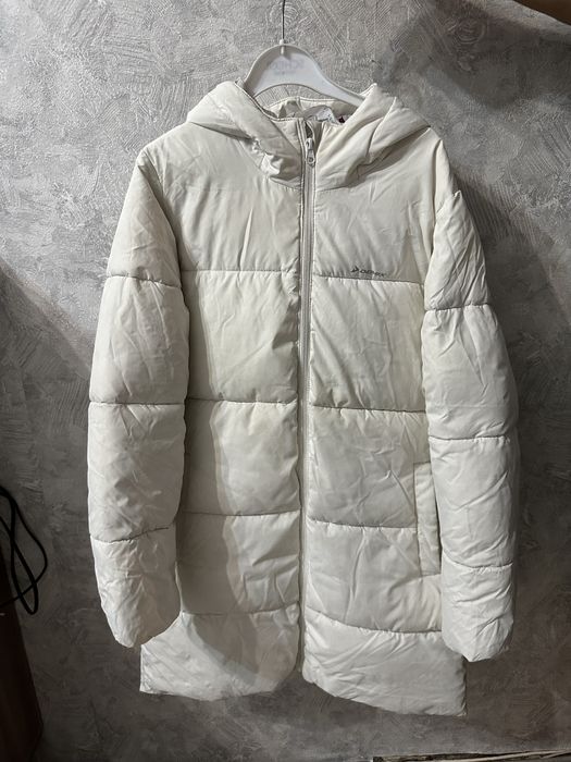 Детская зимняя куртка для девочки.