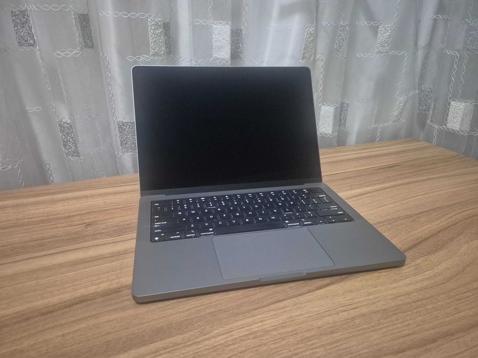 MacBook Pro 2023 M2 Pro